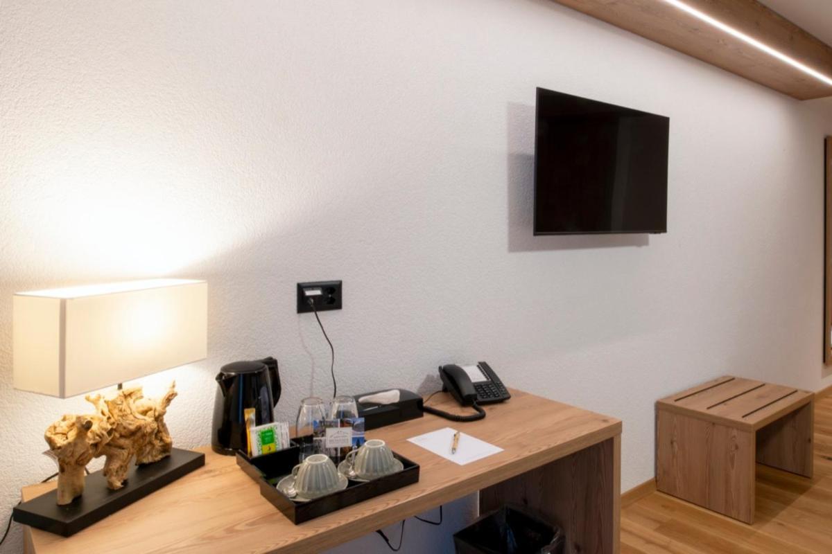 Boutique Hotel Corbetta - Spa 60M2 - La Montagne A 5 Minutes De L'Autoroute A12 Aux Paccots Sur Montreux - Nouveau Loft Familial - Profitez Du Lac Leman Et Des Montagnes En Meme Temps Les Paccots מראה חיצוני תמונה