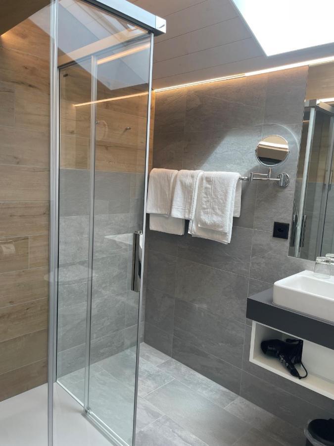 Boutique Hotel Corbetta - Spa 60M2 - La Montagne A 5 Minutes De L'Autoroute A12 Aux Paccots Sur Montreux - Nouveau Loft Familial - Profitez Du Lac Leman Et Des Montagnes En Meme Temps Les Paccots מראה חיצוני תמונה