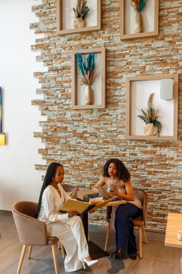 Boutique Hotel Corbetta - Spa 60M2 - La Montagne A 5 Minutes De L'Autoroute A12 Aux Paccots Sur Montreux - Nouveau Loft Familial - Profitez Du Lac Leman Et Des Montagnes En Meme Temps Les Paccots מראה חיצוני תמונה