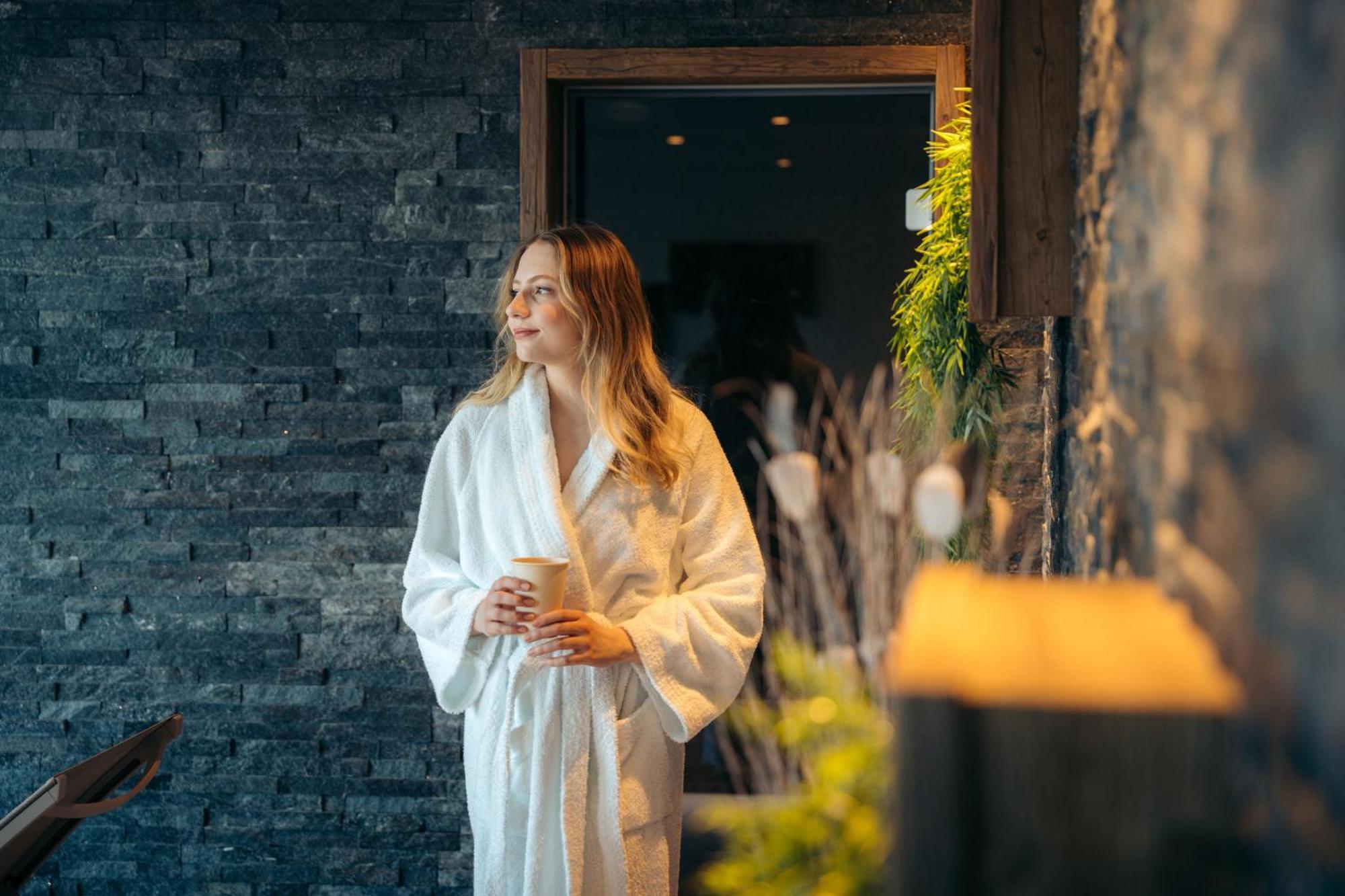 Boutique Hotel Corbetta - Spa 60M2 - La Montagne A 5 Minutes De L'Autoroute A12 Aux Paccots Sur Montreux - Nouveau Loft Familial - Profitez Du Lac Leman Et Des Montagnes En Meme Temps Les Paccots מראה חיצוני תמונה
