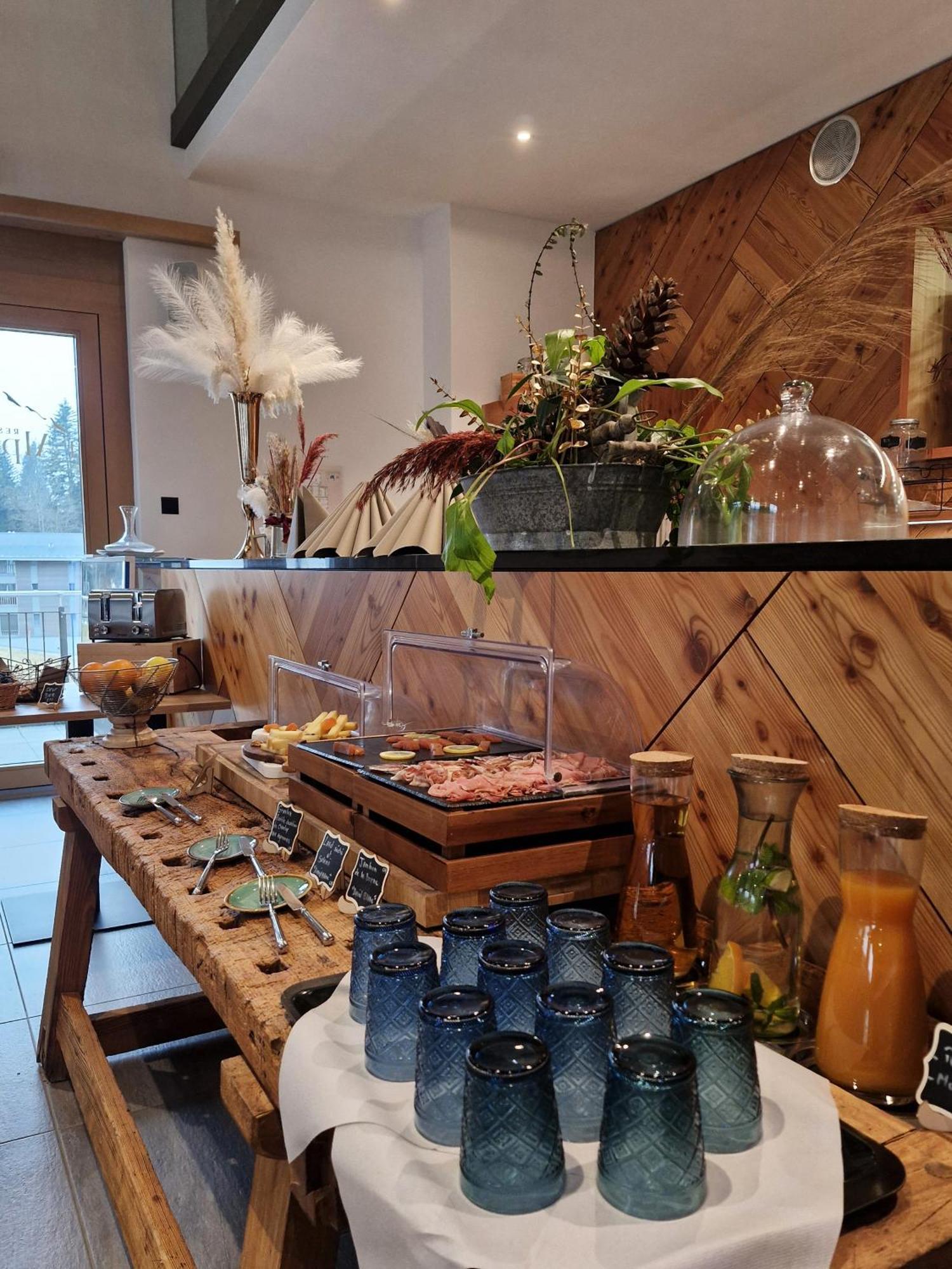 Boutique Hotel Corbetta - Spa 60M2 - La Montagne A 5 Minutes De L'Autoroute A12 Aux Paccots Sur Montreux - Nouveau Loft Familial - Profitez Du Lac Leman Et Des Montagnes En Meme Temps Les Paccots מראה חיצוני תמונה