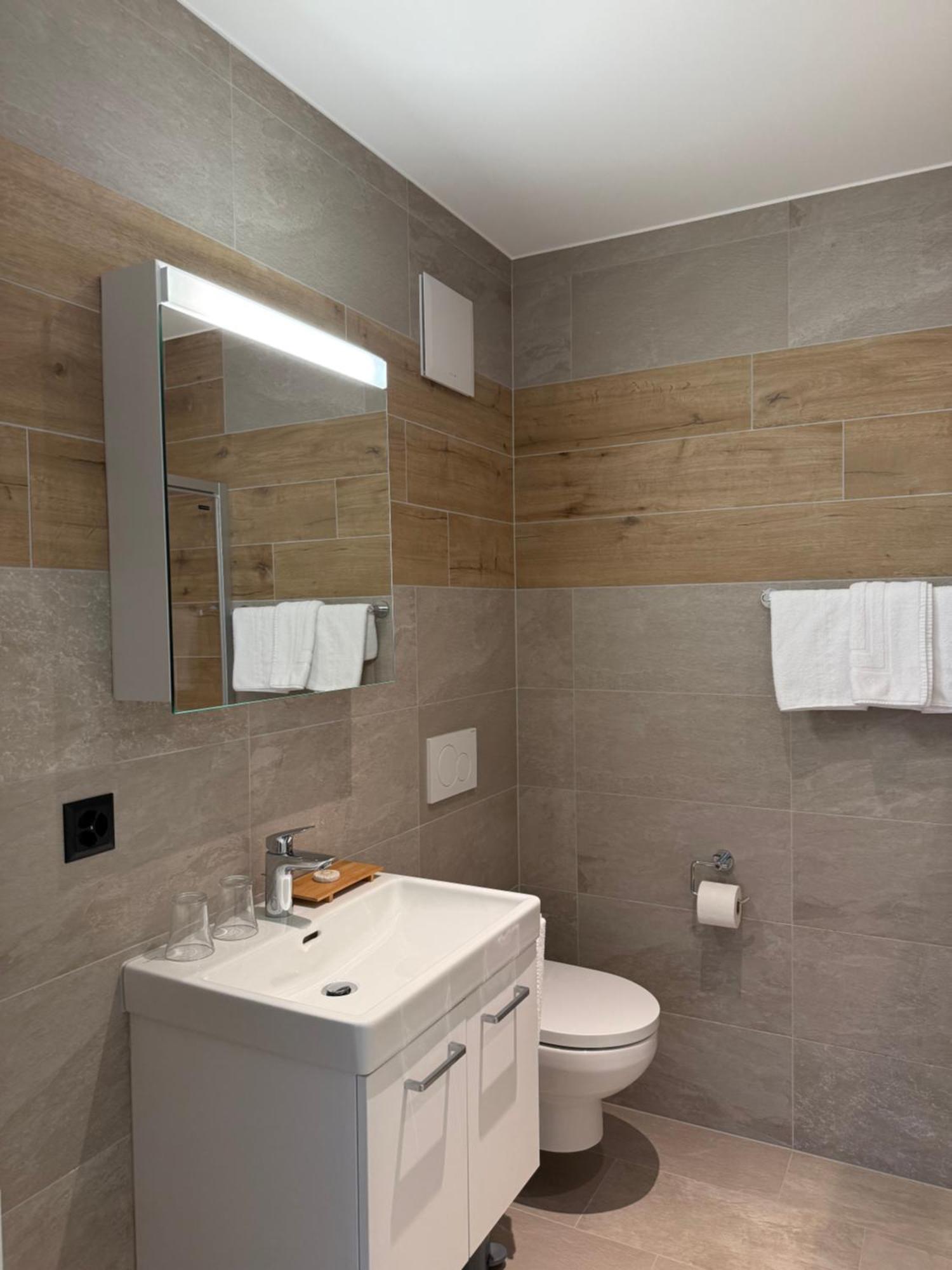 Boutique Hotel Corbetta - Spa 60M2 - La Montagne A 5 Minutes De L'Autoroute A12 Aux Paccots Sur Montreux - Nouveau Loft Familial - Profitez Du Lac Leman Et Des Montagnes En Meme Temps Les Paccots מראה חיצוני תמונה